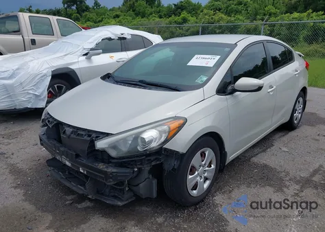 2015 Kia Forte Lx z USA, uszkodzony, nr VIN KNAFK4A6XF5364885